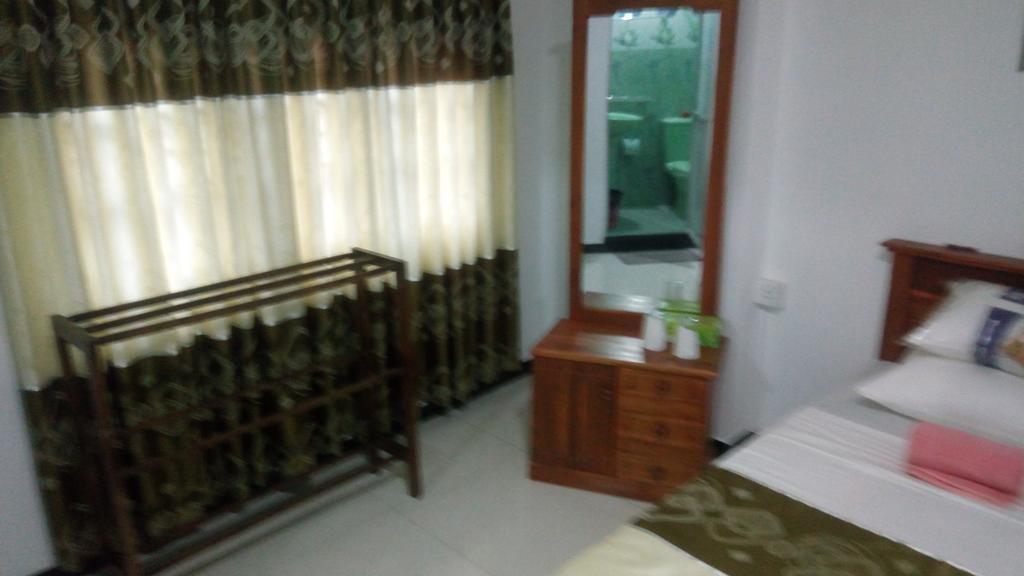 Relax Home Rambukkana Exterior foto